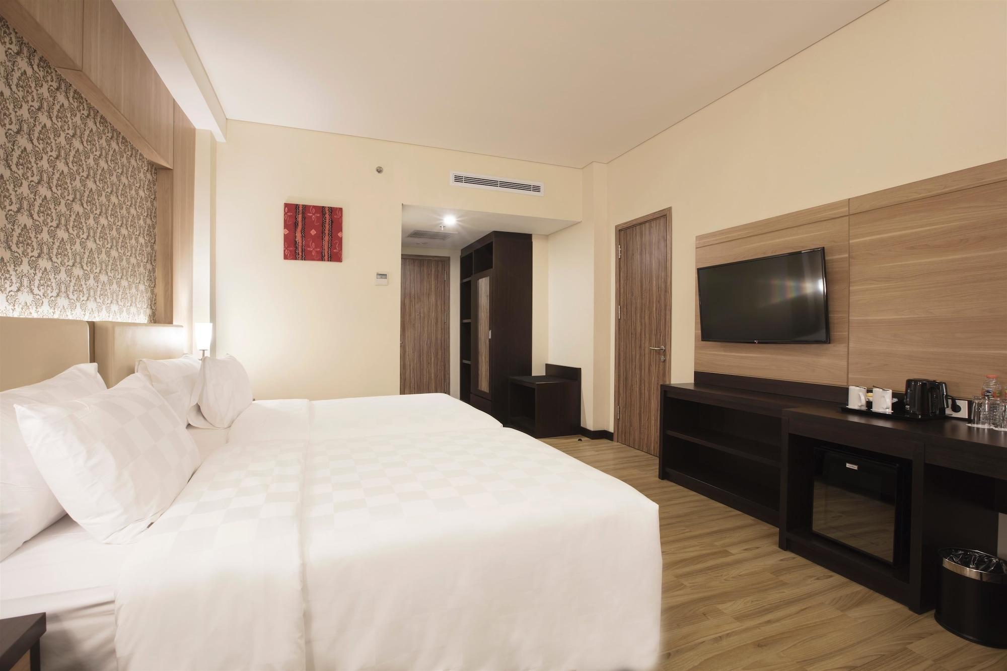 Best Western Kindai Hotel Banjarmasin  Extérieur photo