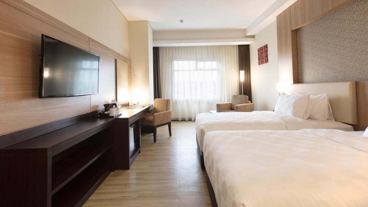 Best Western Kindai Hotel Banjarmasin  Extérieur photo