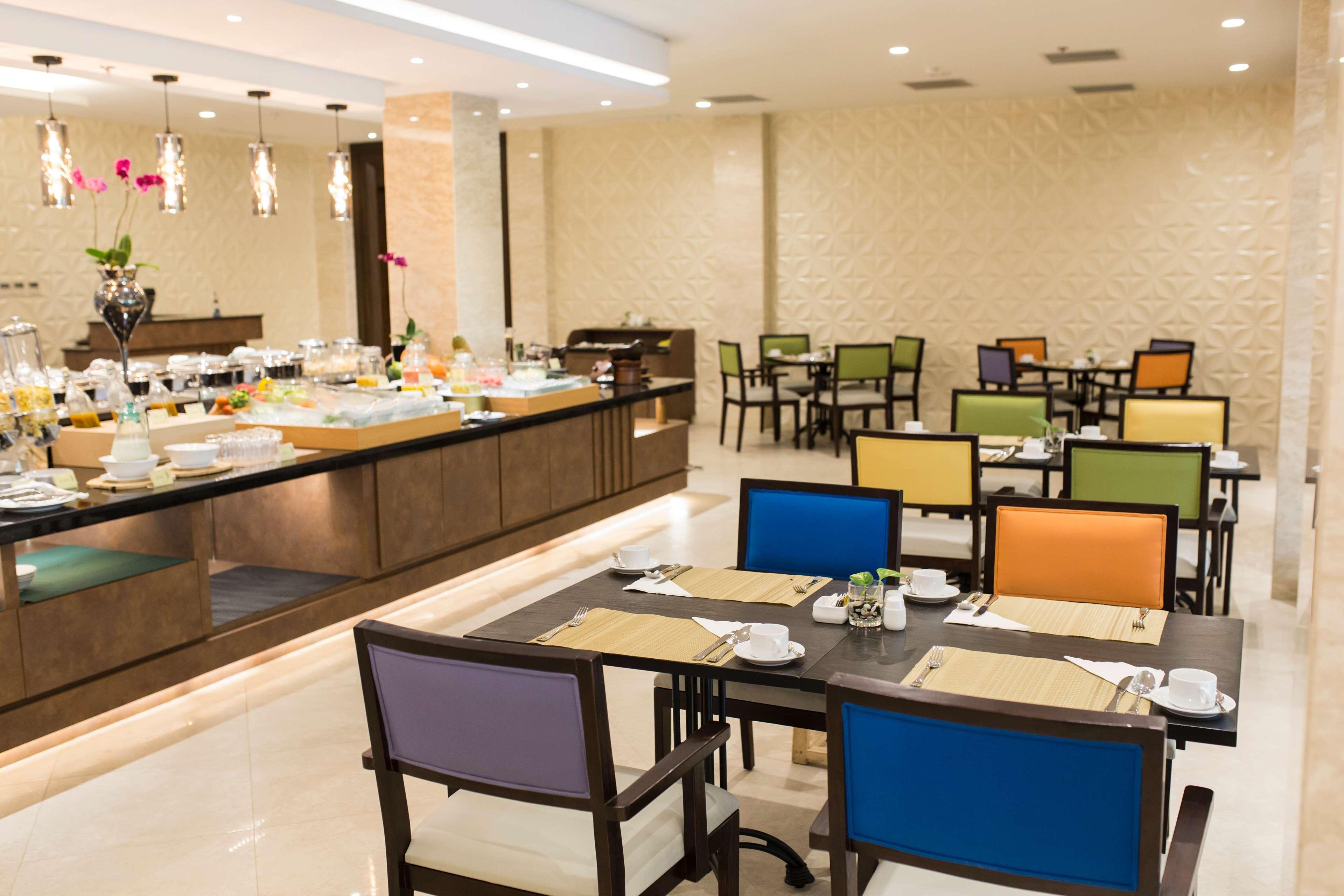 Best Western Kindai Hotel Banjarmasin  Extérieur photo