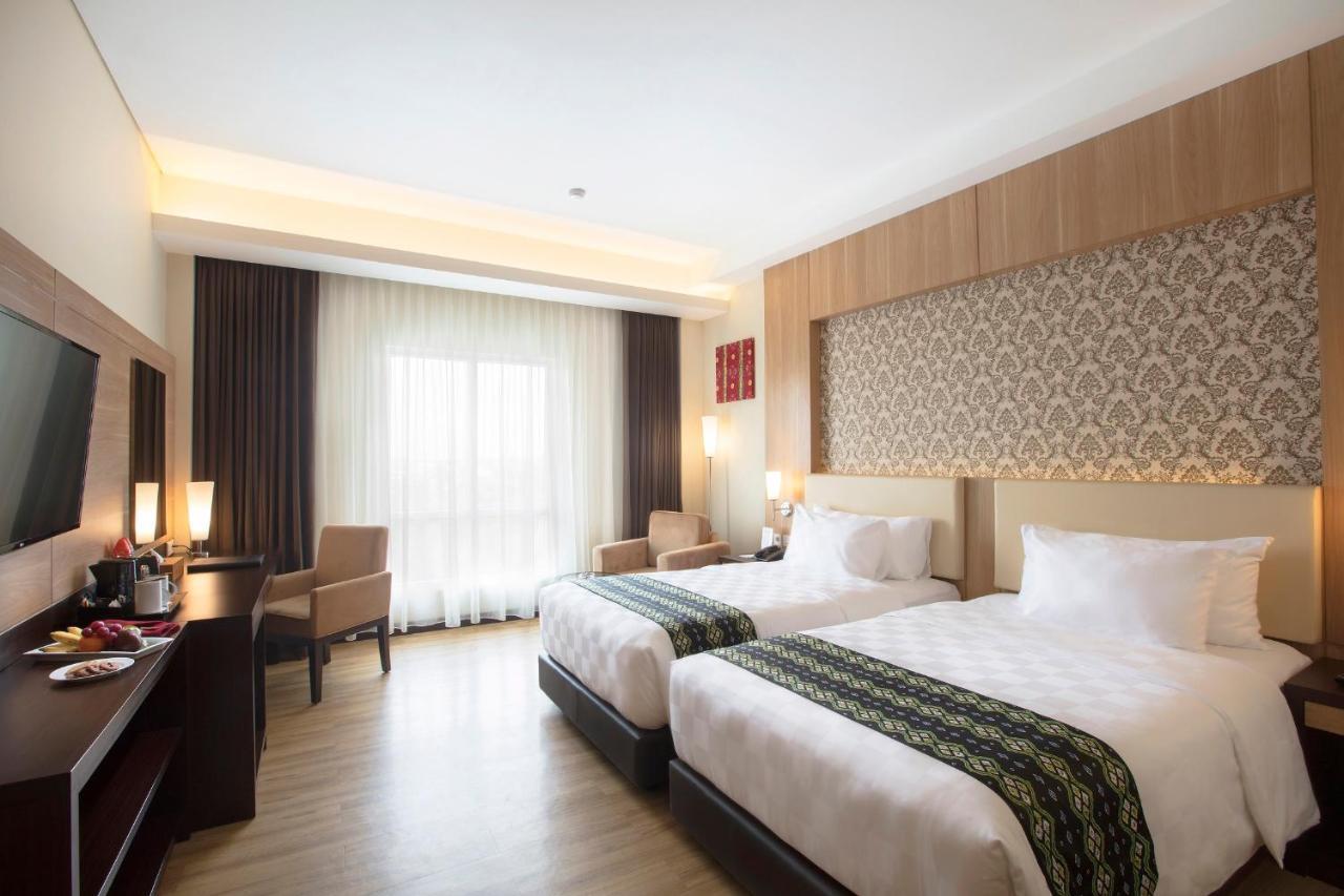 Best Western Kindai Hotel Banjarmasin  Extérieur photo