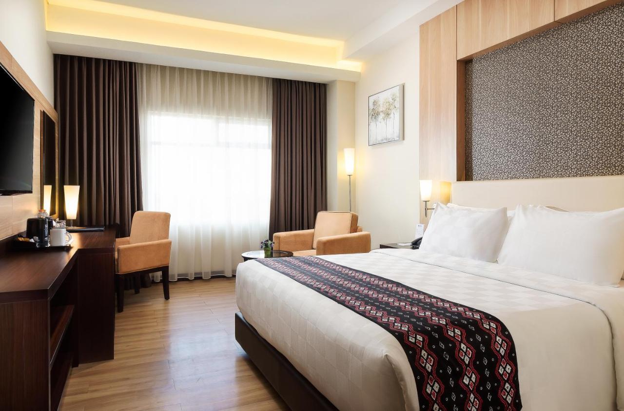 Best Western Kindai Hotel Banjarmasin  Extérieur photo